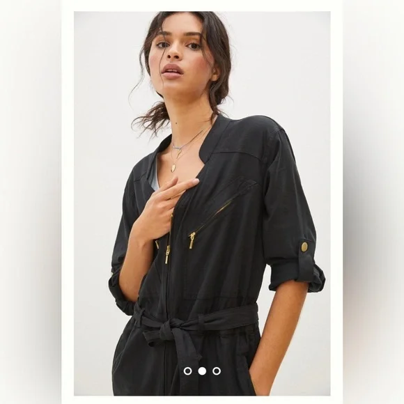 NWOT Anthropologie Charlize Utility Jumpsuit - Size Medium